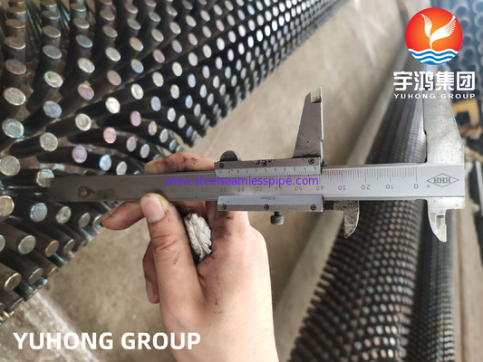 ASTM A335 P11 P22 P9 P91 Carbon Steel Studded FinTube For Heat Exchanger