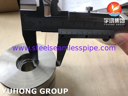 ASTM A182 F304 Coupling Forged Fitting B16.11 Oil Gas Pipeline Chemical Cement