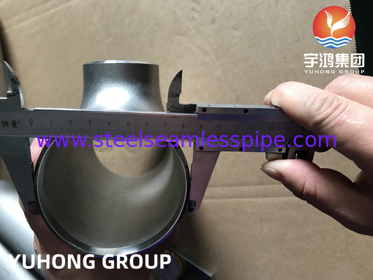 Super Duplex Forged Steel Fittings ASTM A815 UNS S32750 / S32760 Seamless Tee / Reducer Tee