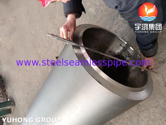 P22 HOT ROLLED ALLOY STEEL CHROME MOLY SEAMLESS PIPE ASME SA335