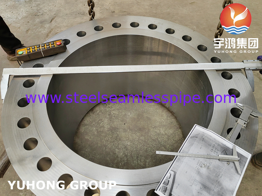 A105 Carbon Steel Heavy Barrel Nozzle Flange For Higher Pressure Applications
