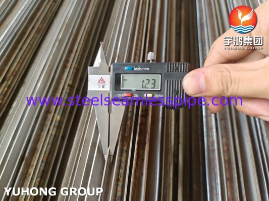 ASTM A106 A333 A179 A210, P5 P11 P22 P9, Longitudinal Finned Tube