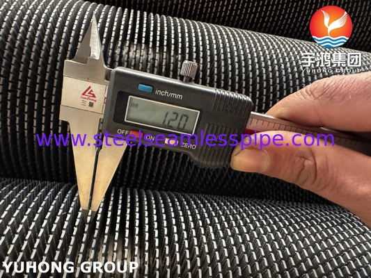 ASTM A335 P11 High Frequency Welding Spiral Fin Tube Serrated Fin Tube