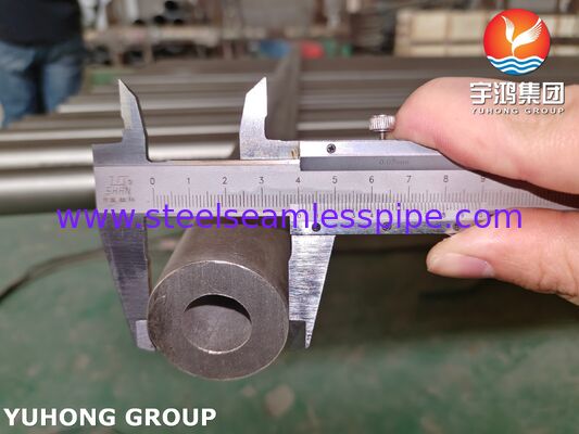 ASTM A312 TP304 / UNS S30400 Seamless Stainless Steel Hollow Bar For Chemical Industry