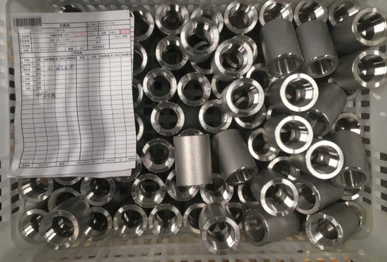 Austeniticn ASTM A182 F316L threadolet pipe fittings